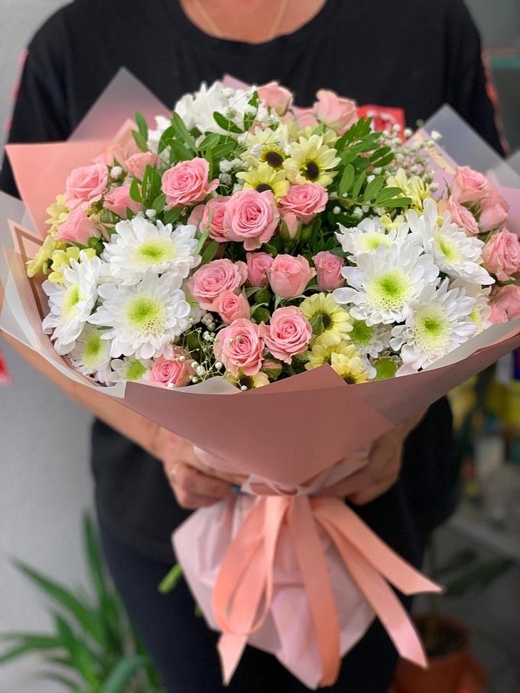 Букет цветов из: Розы и Хризантемы в Ирше