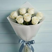 Букет 7 Белых роз Эдлесс Лав в Ирше