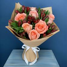 Букет цветов из:  Розы и Альстромерии в Ирше