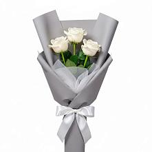 Букет 3 белые розы в Ирше