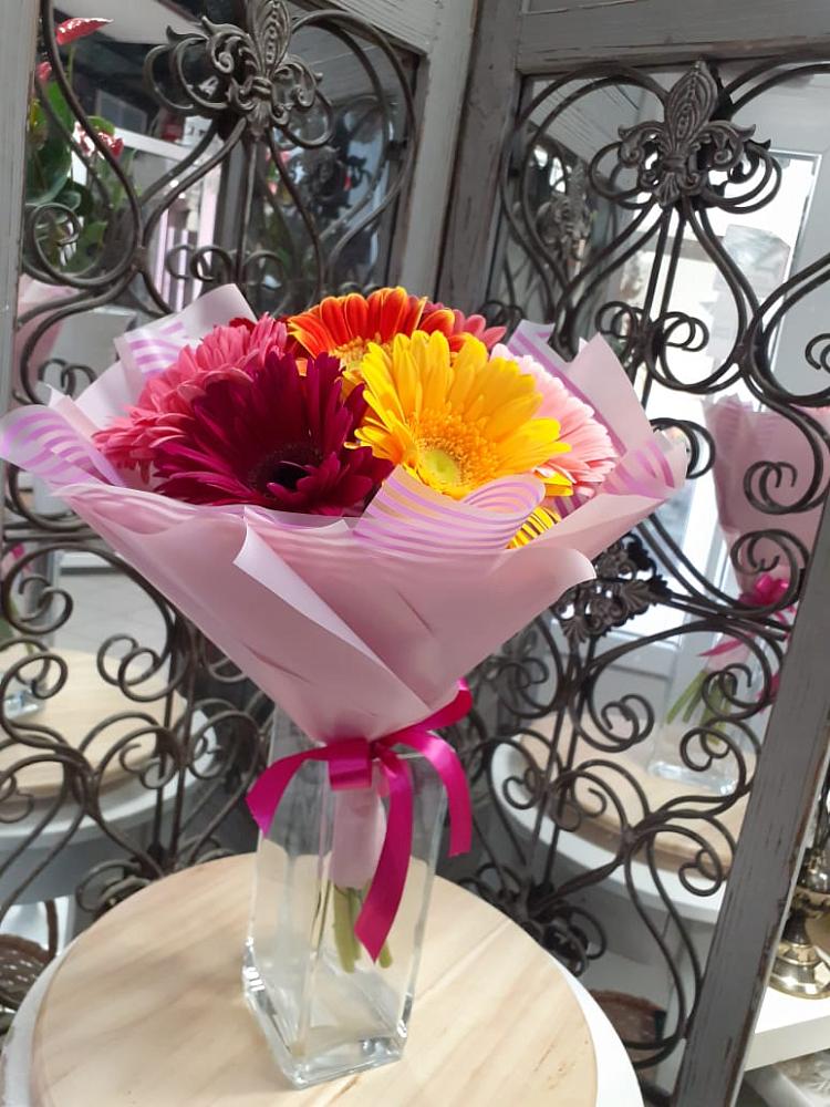 Букет цветов из: Герберы в Ирше