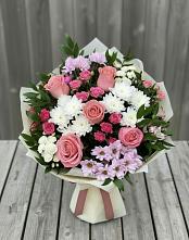 Букет цветов из:  Альстромерии, Гвоздики, Розы и Хризантемы в Ирше