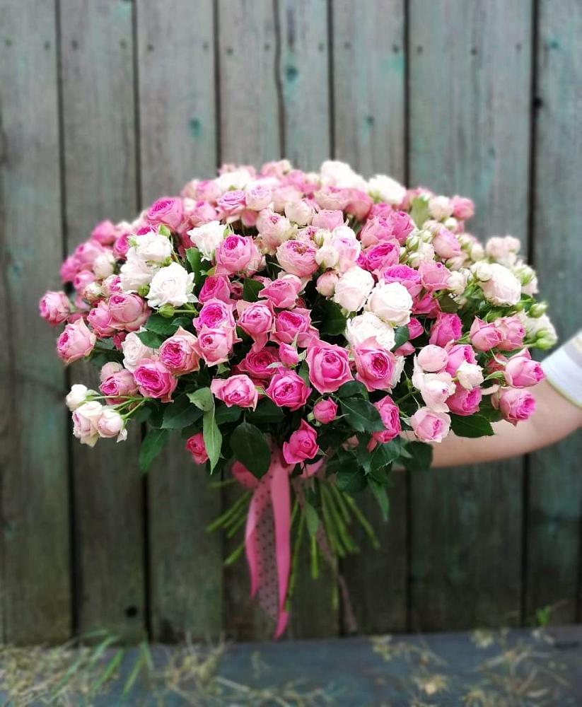 Букет Розовые кустовые розы Натали и Лав Лидия в Ирше
