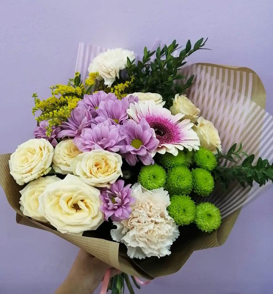 Букет цветов из: Хризантемы, Розы, Гвоздики и Герберы в Ирше