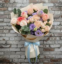 Букет цветов из:  Розы, Лизиантусы и Гвоздики #REPLACE_PRED# Ирше