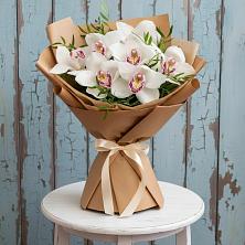 Букет цветов из:  Орхидеи и Розы в Ирше